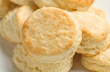 Mama Shirley's Homemade Buttermilk Biscuits